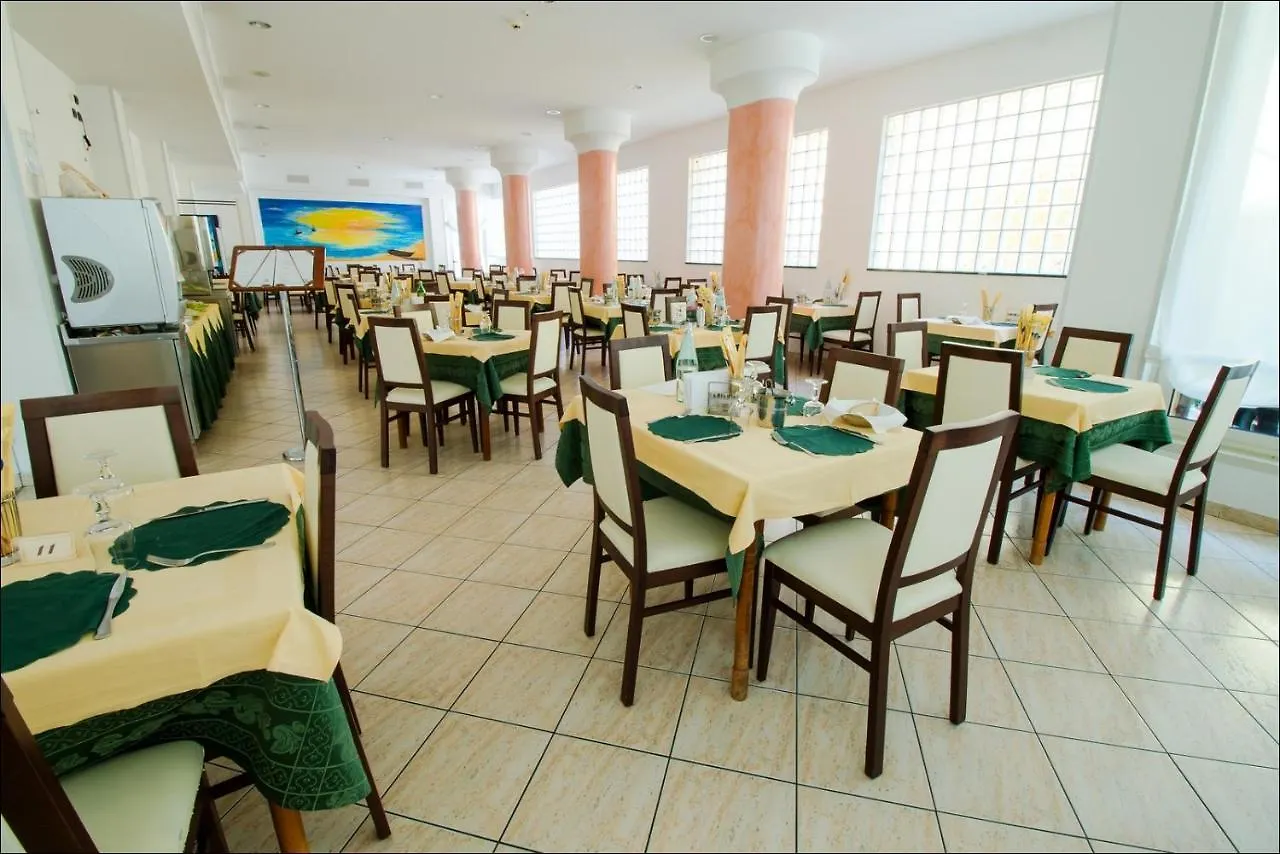 Hotel Belfiore Misano Adriatico 2*,  Italia